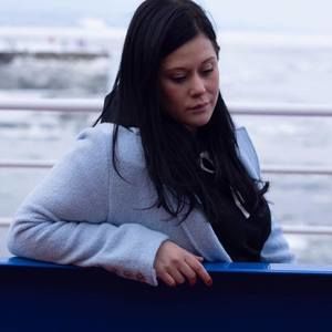 Meet your Posher, Marie-pierre